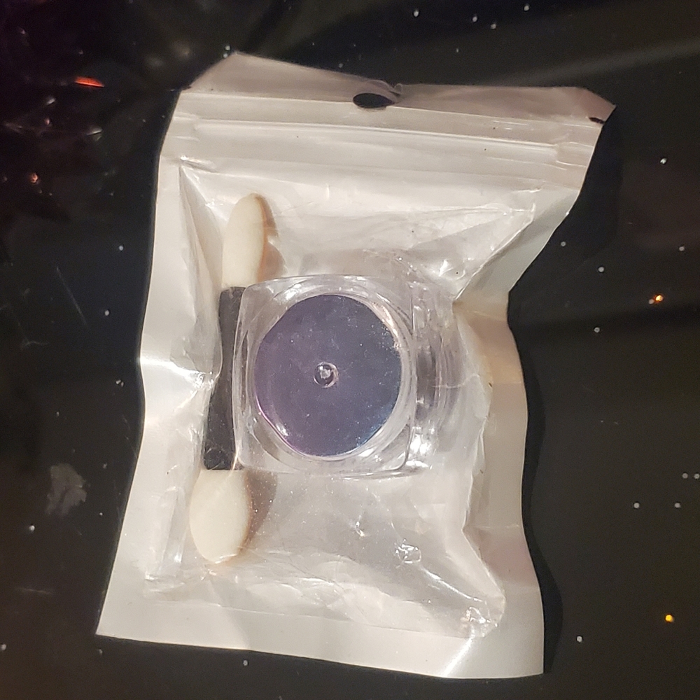 HOLOGRAPHIC Loose Powder Green to Purple - Picture 3 of 3